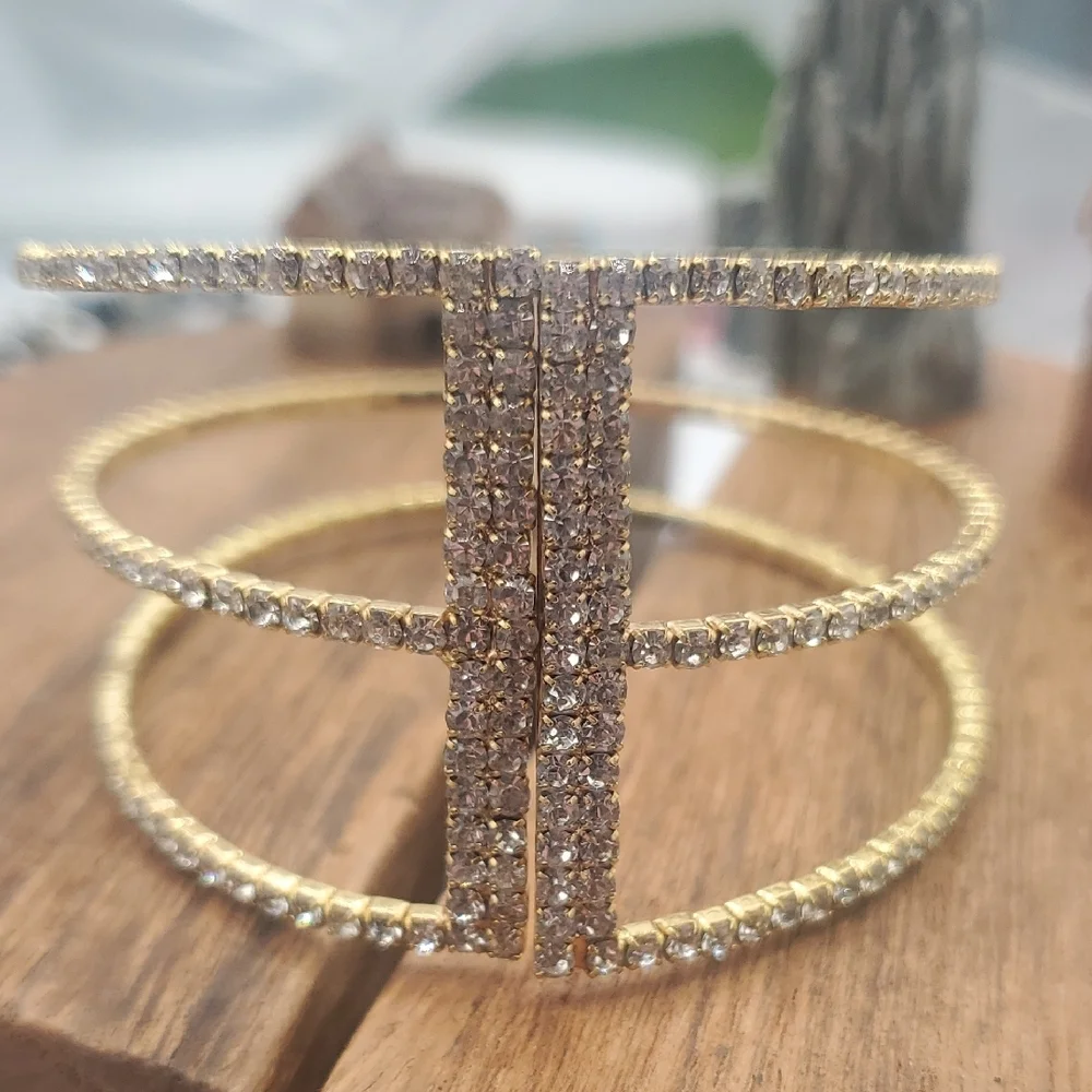 Elegant Gold Tone Hollywood Glam Silver Tone Crystal Bracelet Overflow